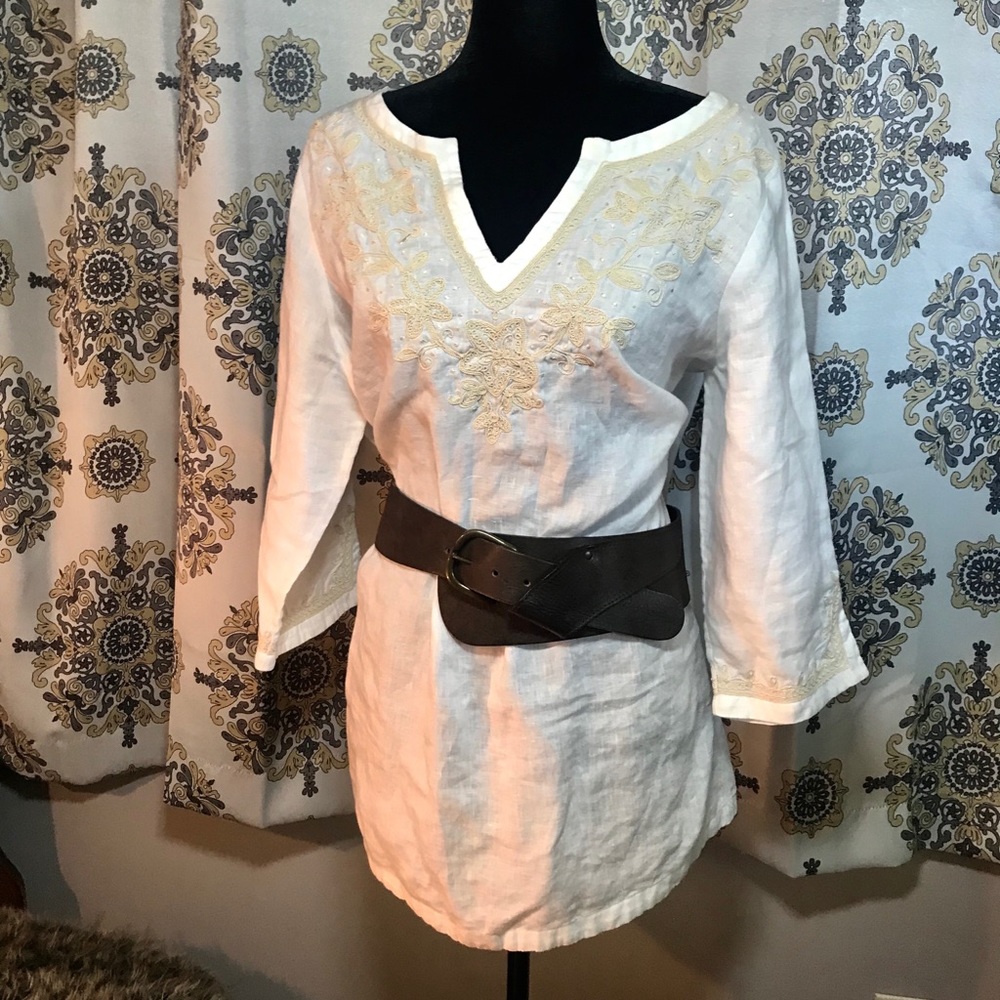 CHARTER CLUB LUXURY White Floral Trim Tunic Blouse